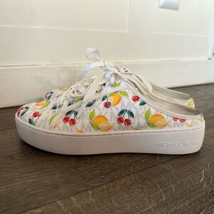 Michael Kors Poppy Slide Sneakers Women 9 US White Fruit Pattern